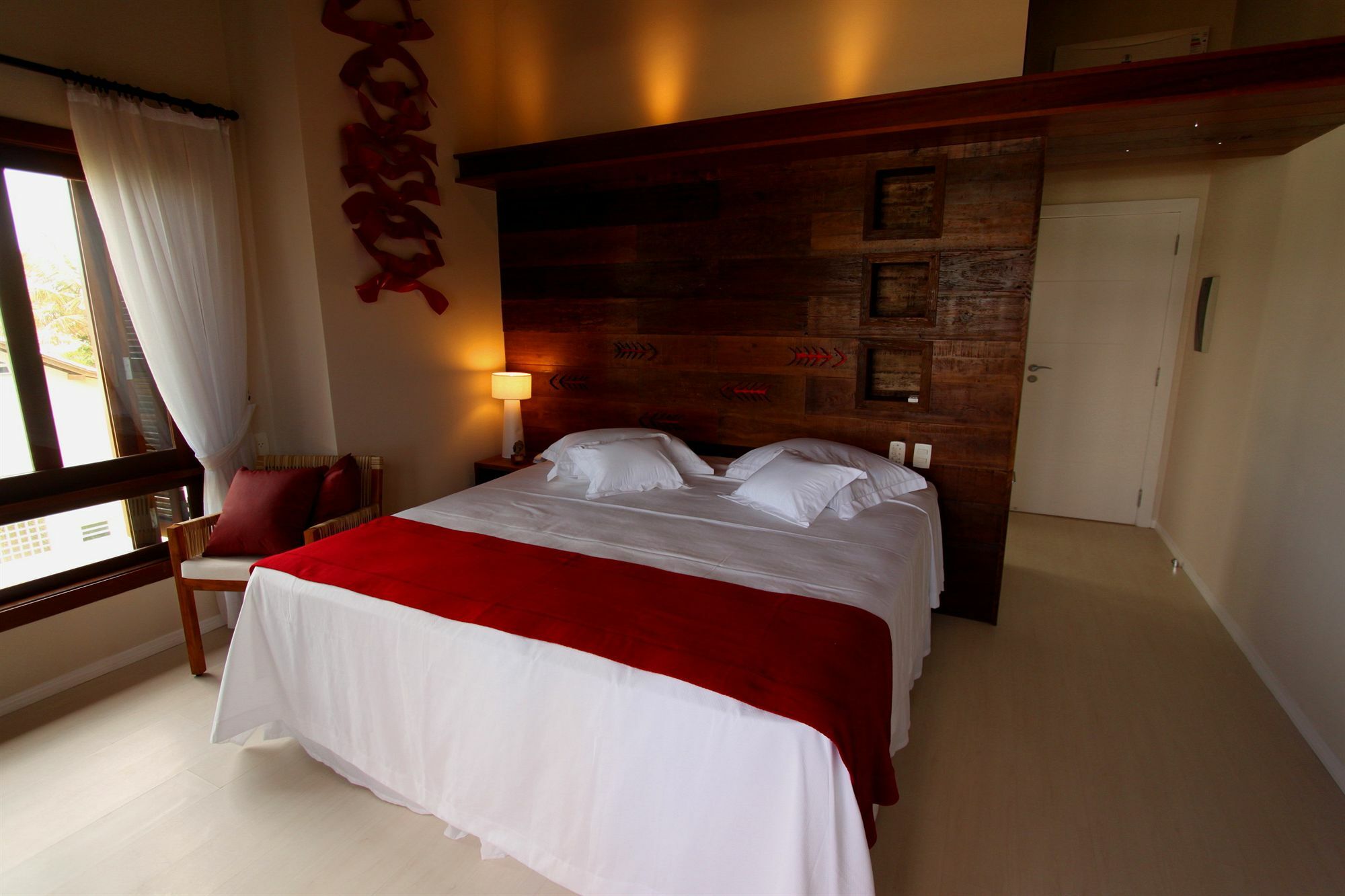 Refugio Gales 3*